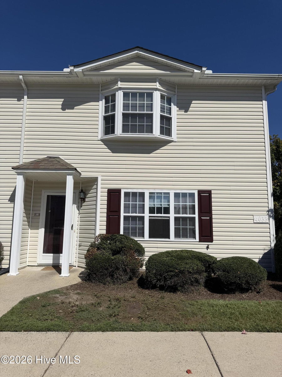 4033 Cobblestone Drive 11, Greenville, NC 27834 — photo 2