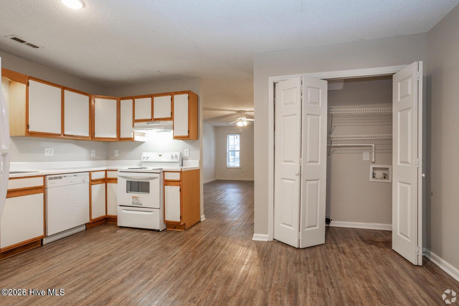 905 Allen Road D2, Greenville, NC 27834 — photo 5