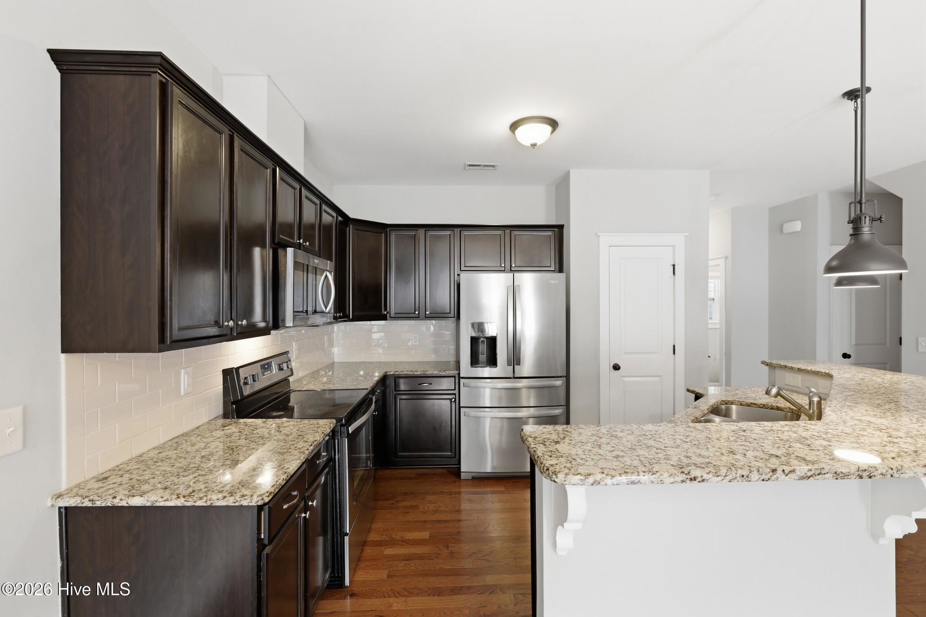 1808 Fox Den Way 2, Greenville, NC 27858 — photo 5