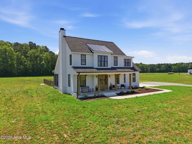 2336 Soddy Lane, Grimesland, NC 27837 — photo 1
