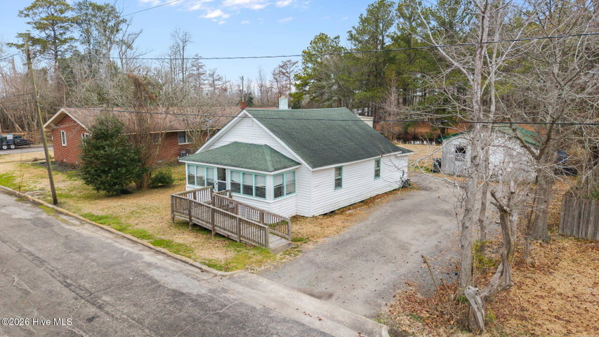 406 Howard Street, Columbia, NC 27925