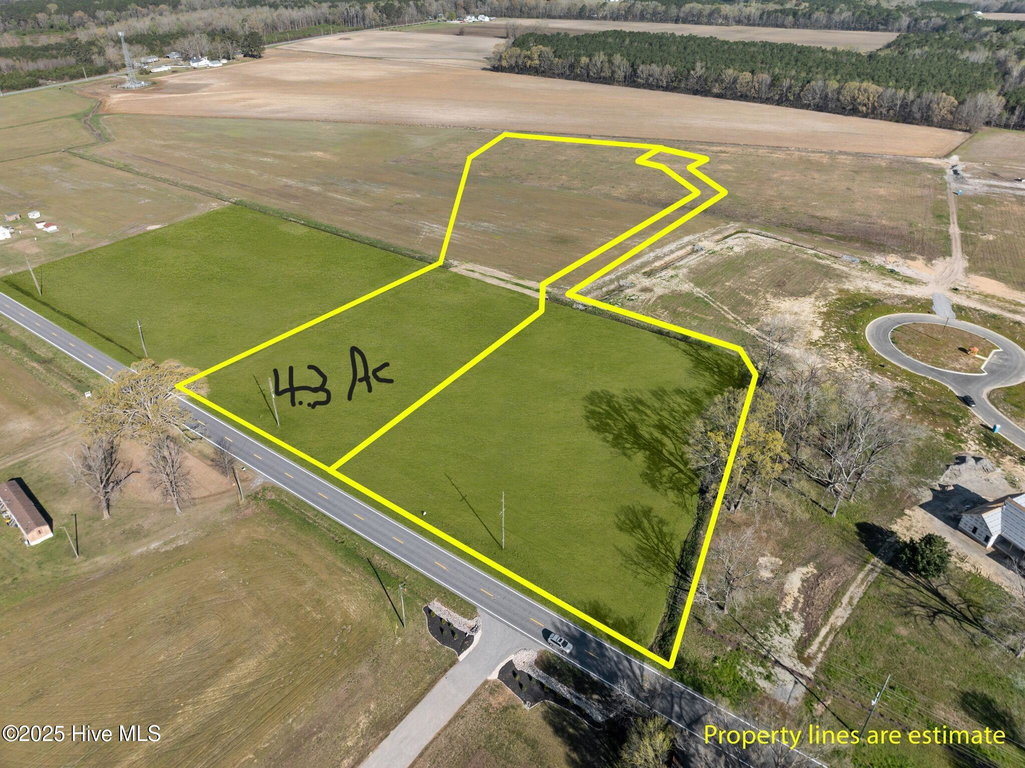 2293 1 Nc 102 E, Ayden, NC 28513