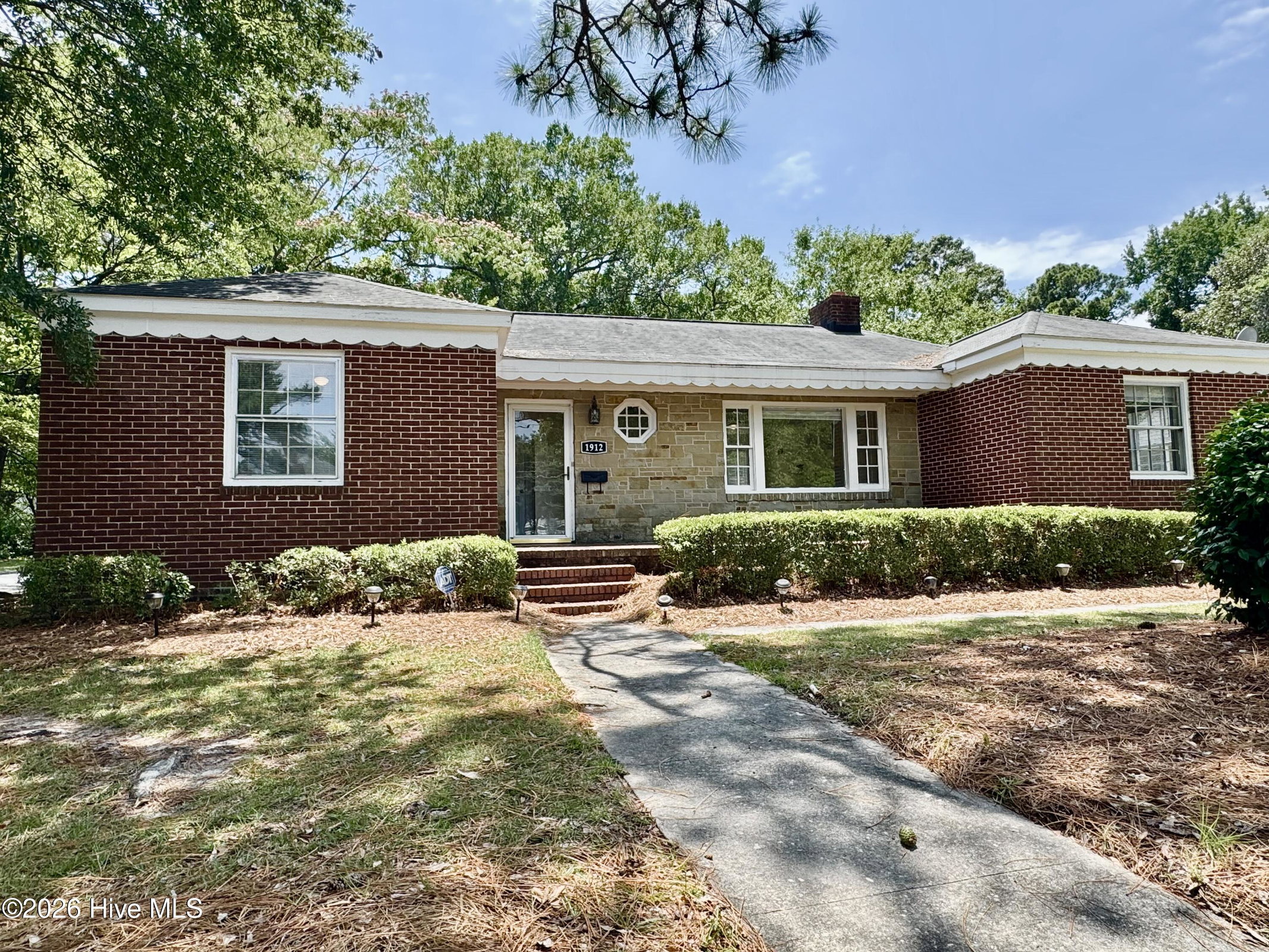 1912 E 4th Street, Greenville, NC 27858 — main photo