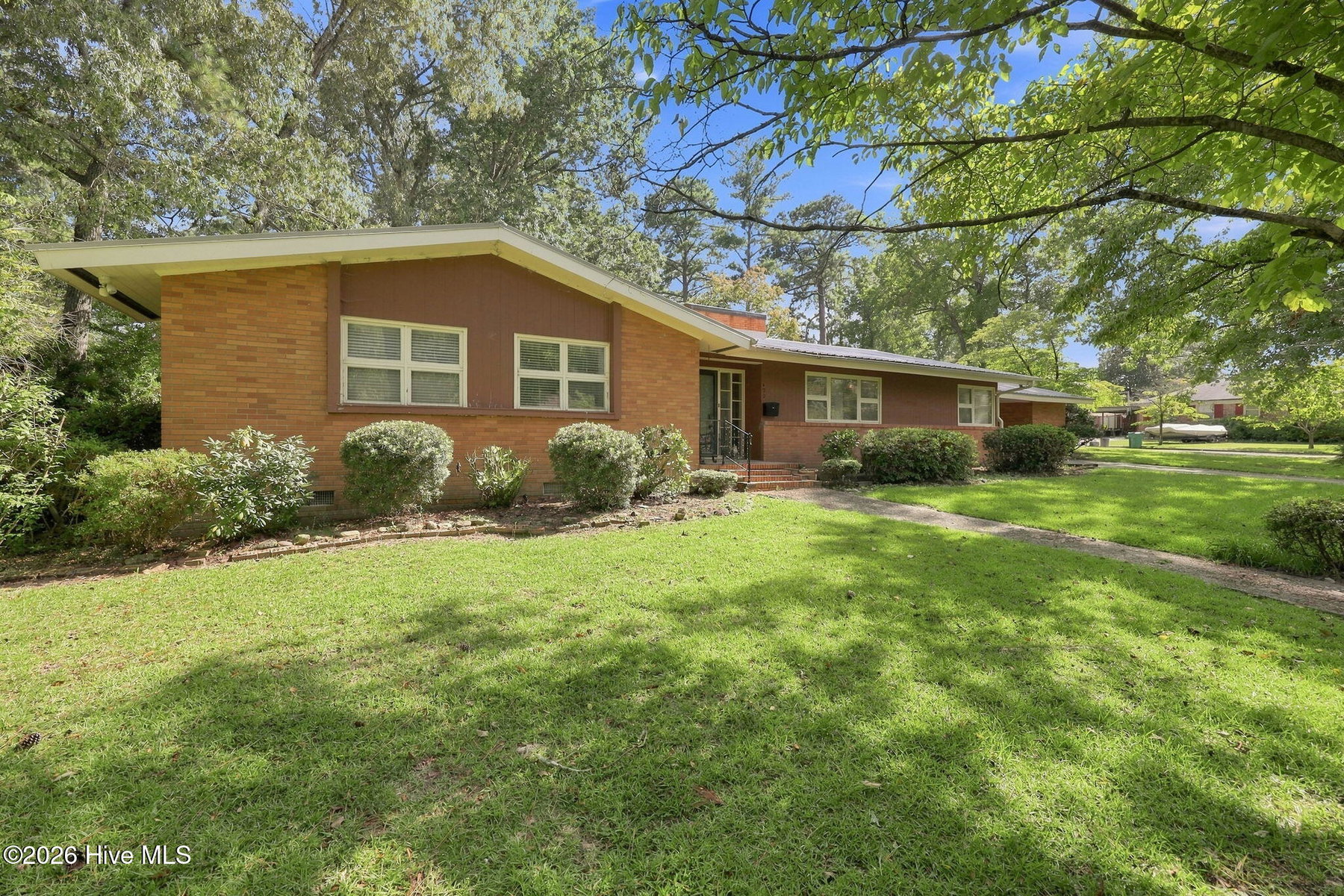 402 E Vance Street, Williamston, NC 27892 — photo 3