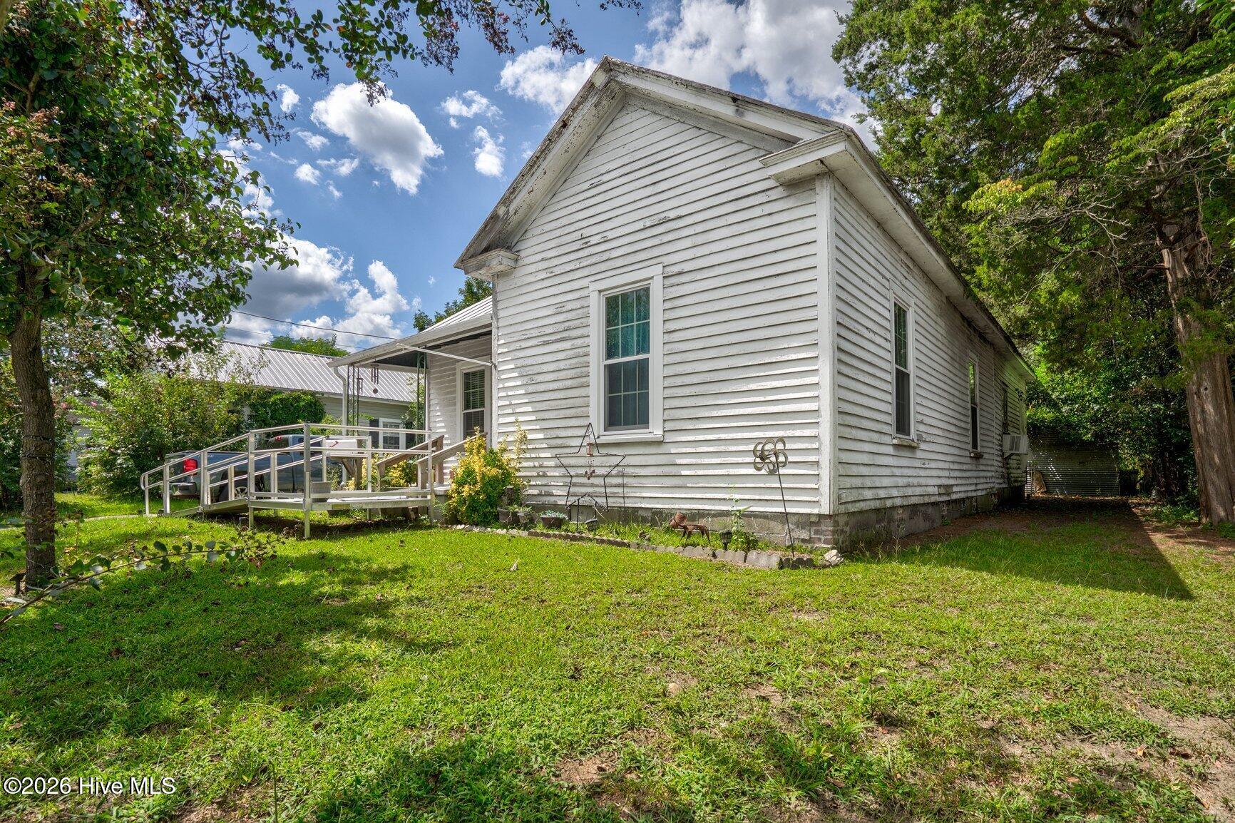 302 W 1st Street, Tarboro, NC 27886 — photo 4