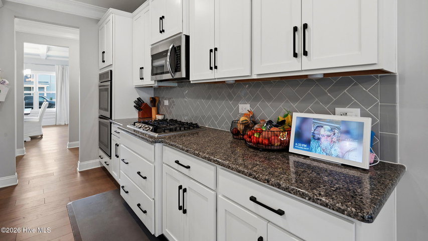 2240 Three Oaks Drive, Greenville, NC 27858 — photo 9