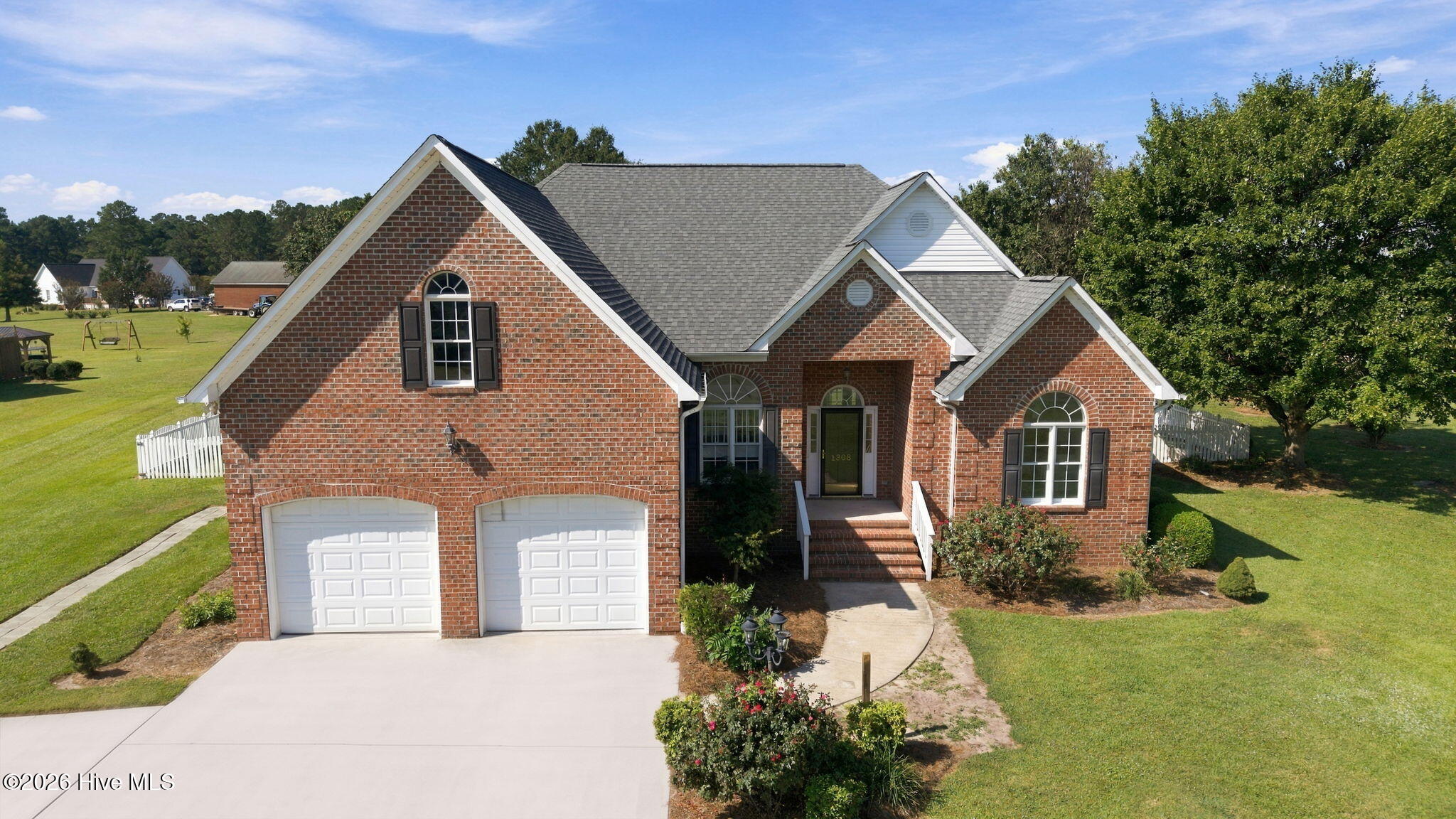 1308 Steeplechase Drive, Grimesland, NC 27837 — photo 3