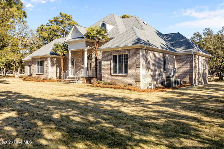 699 Country Club Drive image