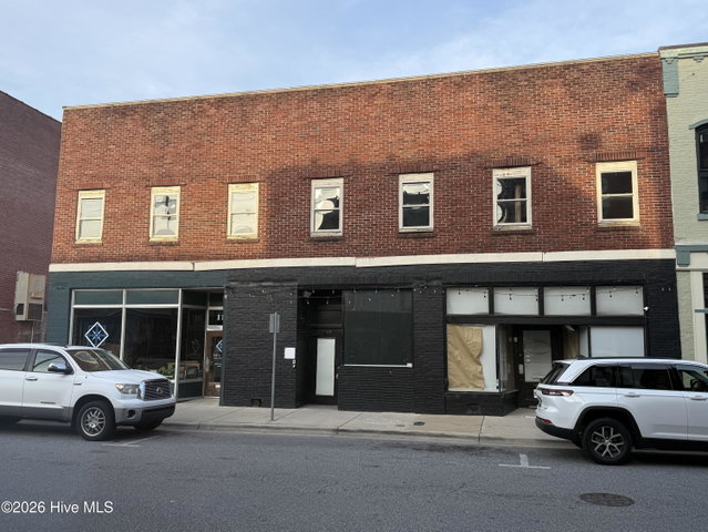 110 N Poindexter Street, Elizabeth City, NC 27909
