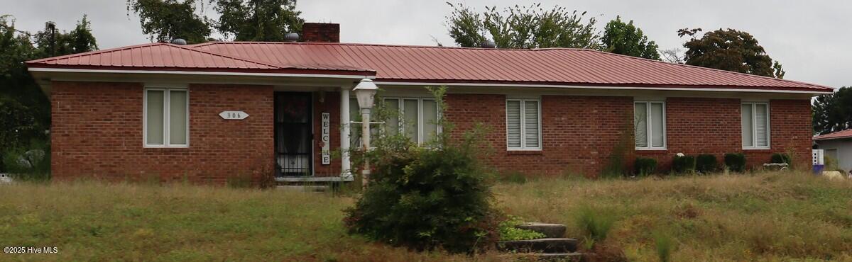 306 Greenfield Boulevard, Greenville, NC 27834