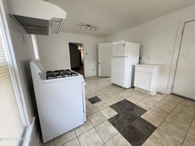 800 2nd Street, Elizabeth City, NC 27909 — photo 21