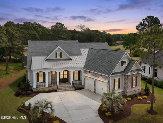 612 Barrington Place SW image