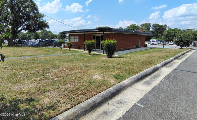 1712 W 6th Street, Greenville, NC 27834 — photo 3