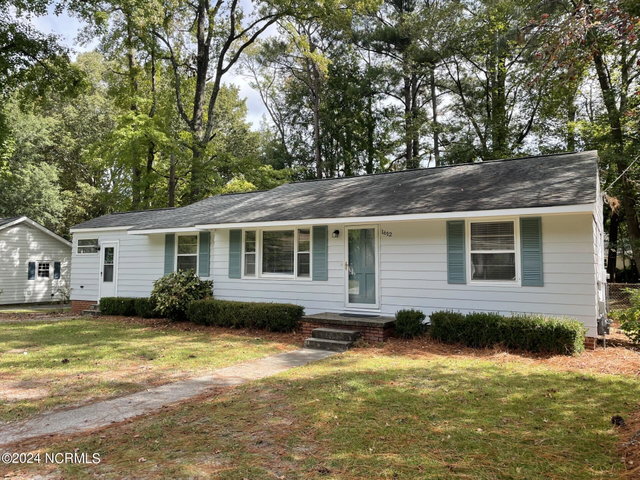 1612 Longwood Drive, Greenville, NC 27858