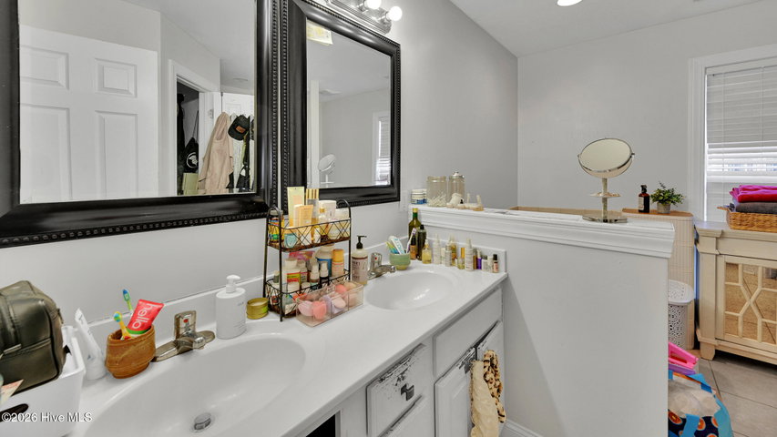 3921 Granada Drive B, Winterville, NC 28590 — photo 27