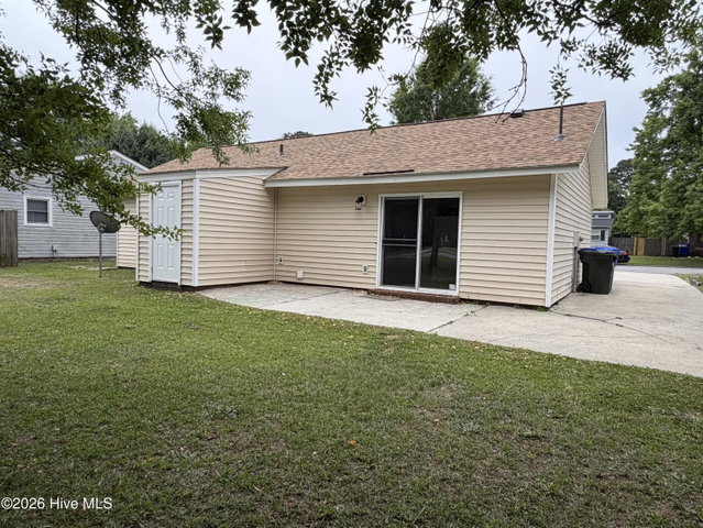 102 Fletcher Place, Greenville, NC 27858 — photo 3