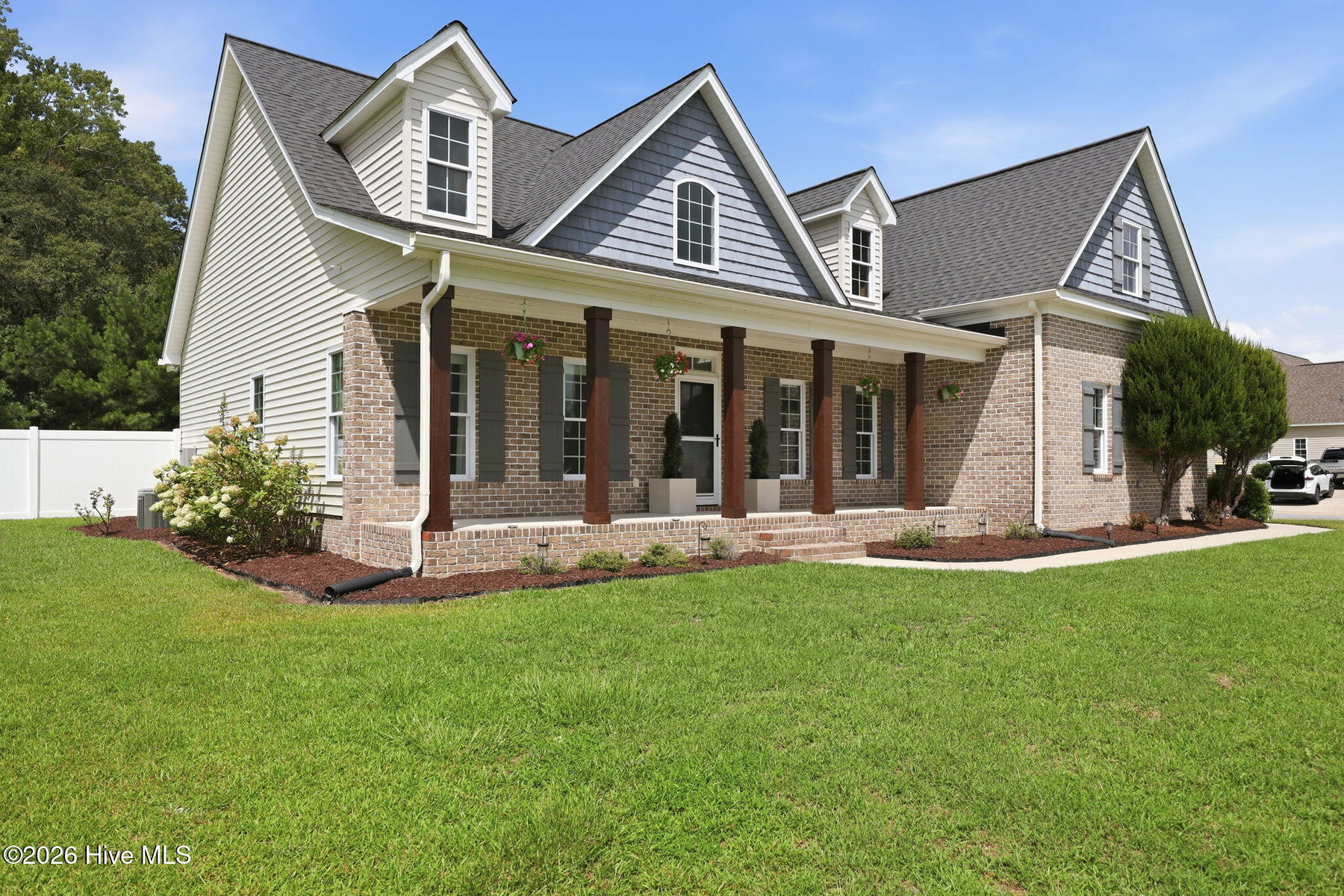 410 Olde Towne Drive, Greenville, NC 27858 — photo 4
