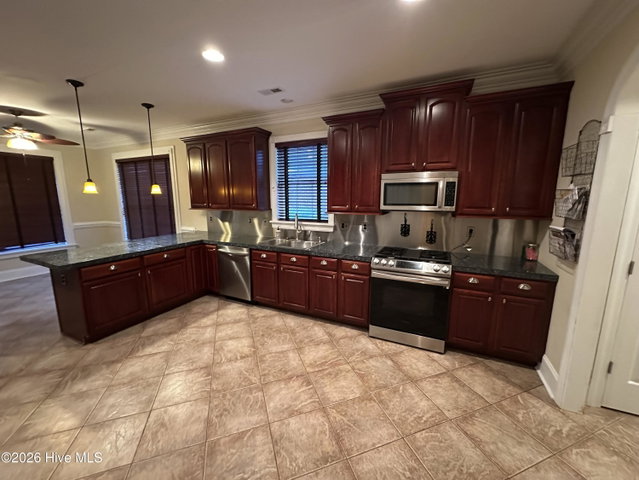 3902 Brookstone Drive, Winterville, NC 28590 — photo 9