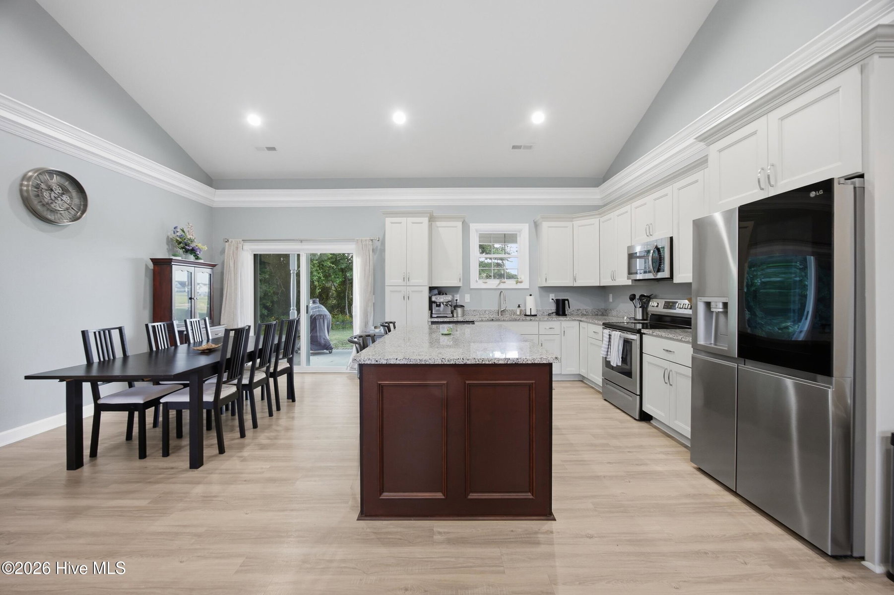 206 Pleasant Drive, Elizabeth City, NC 27909 — photo 3