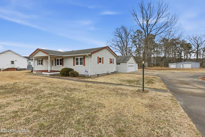 1392 Nixonton Road, Elizabeth City, NC 27909