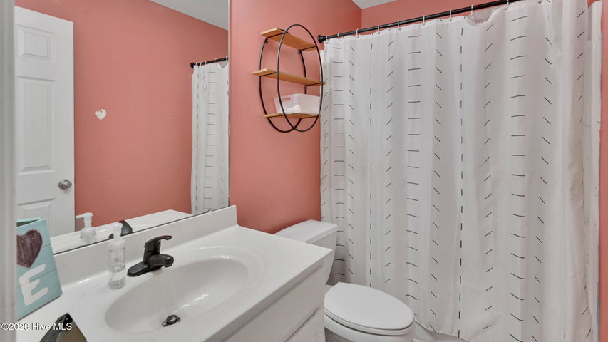3921 Granada Drive B, Winterville, NC 28590 — photo 38