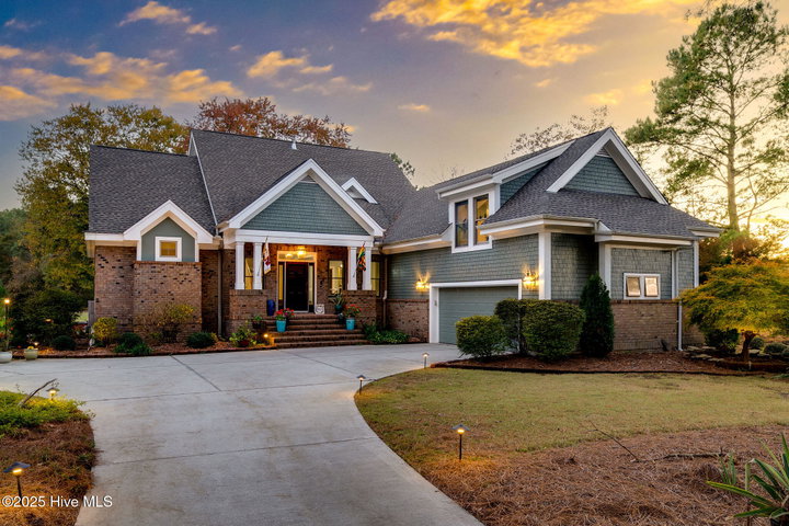 112 Cedar Court image
