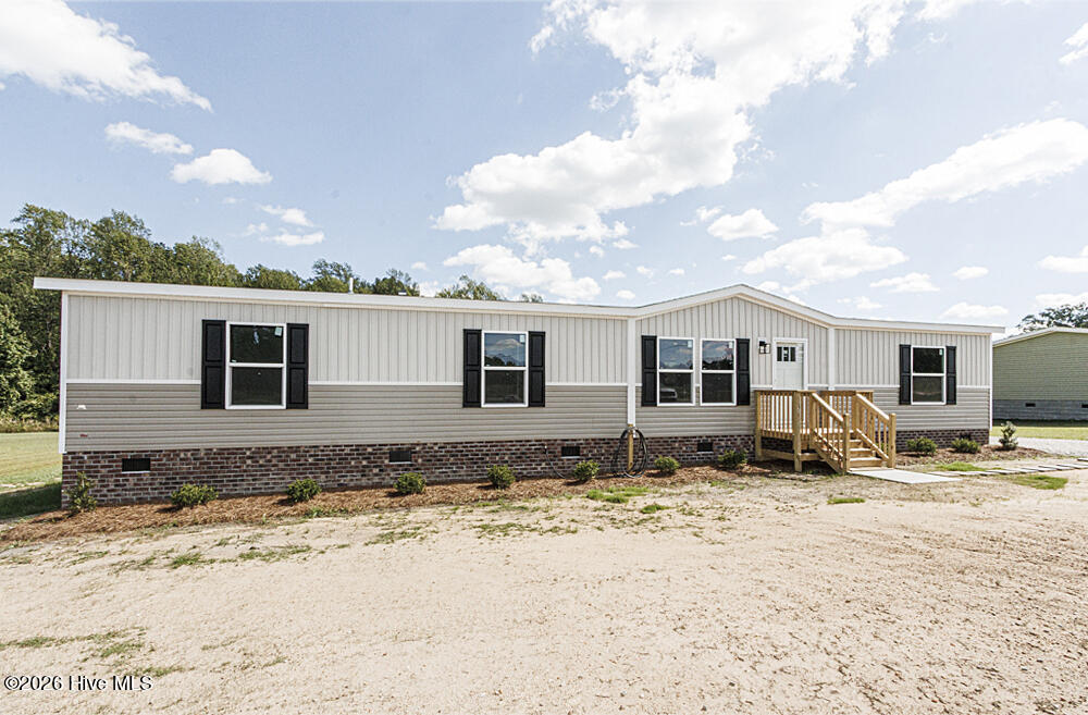 11621 Straight Gate Road, Whitakers, NC 27891 — main photo