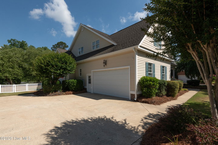 1116 Oak Hill Drive, Greenville, NC 27858 — photo 9