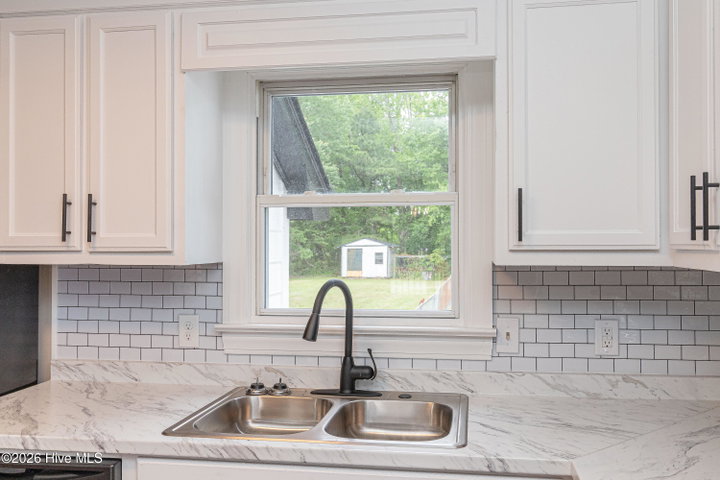 1866 Century Drive, Greenville, NC 27834 — photo 17