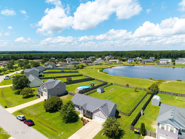 173 Laurel Woods Way, Currituck, NC 27929