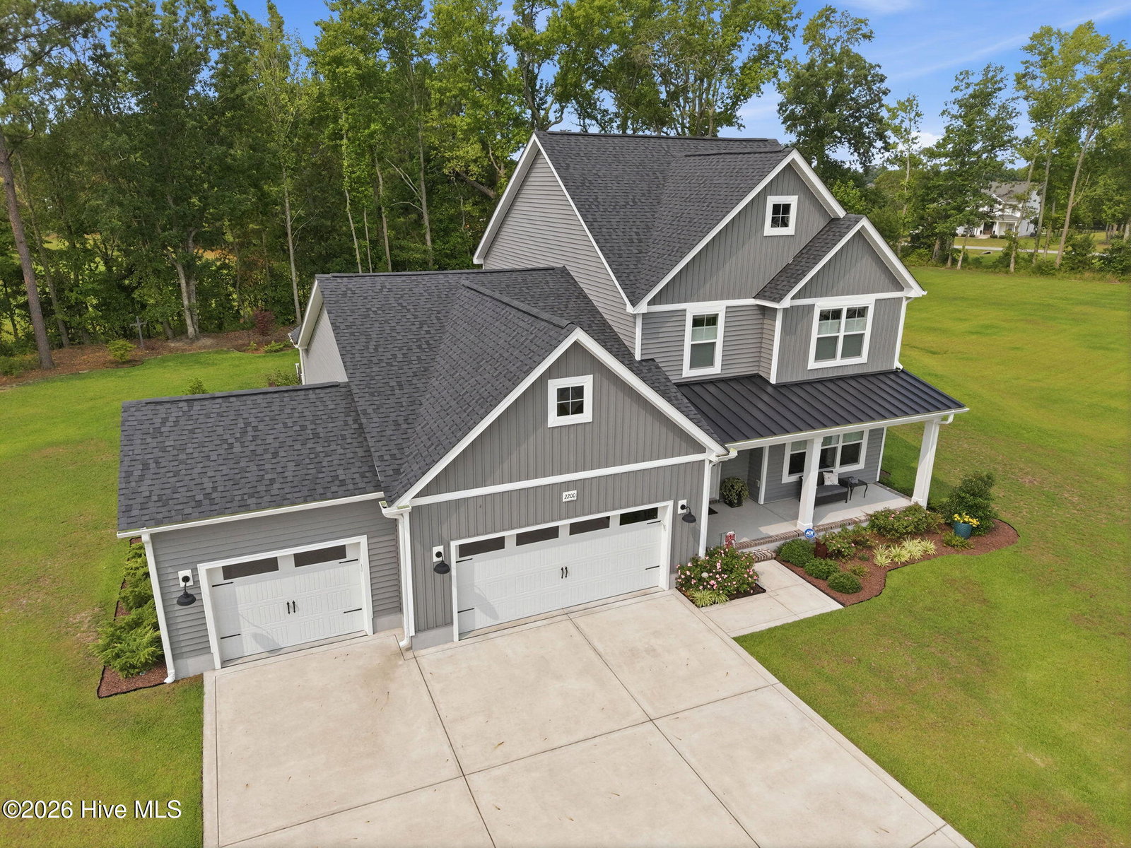 2200 Three Oaks Drive, Greenville, NC 27858 — photo 2