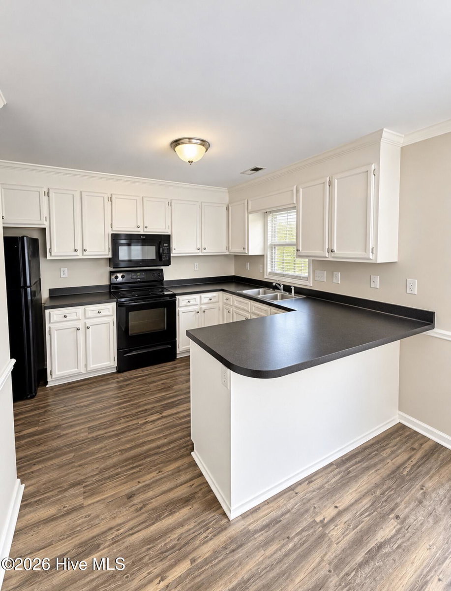 900 Spring Forest Road J10, Greenville, NC 27834 — photo 4