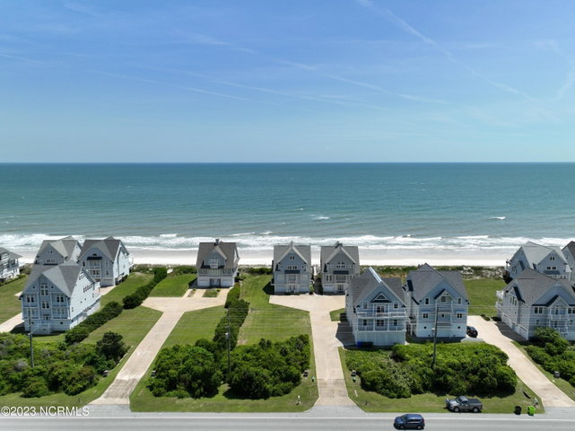4300 Island Drive image