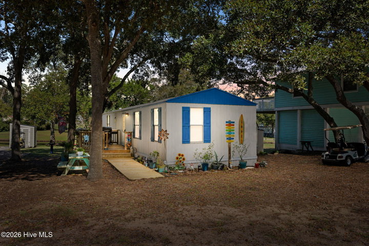 2882 Six Pence Drive SW image