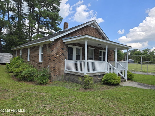 200 Martin Street, Williamston, NC 27892 — photo 2