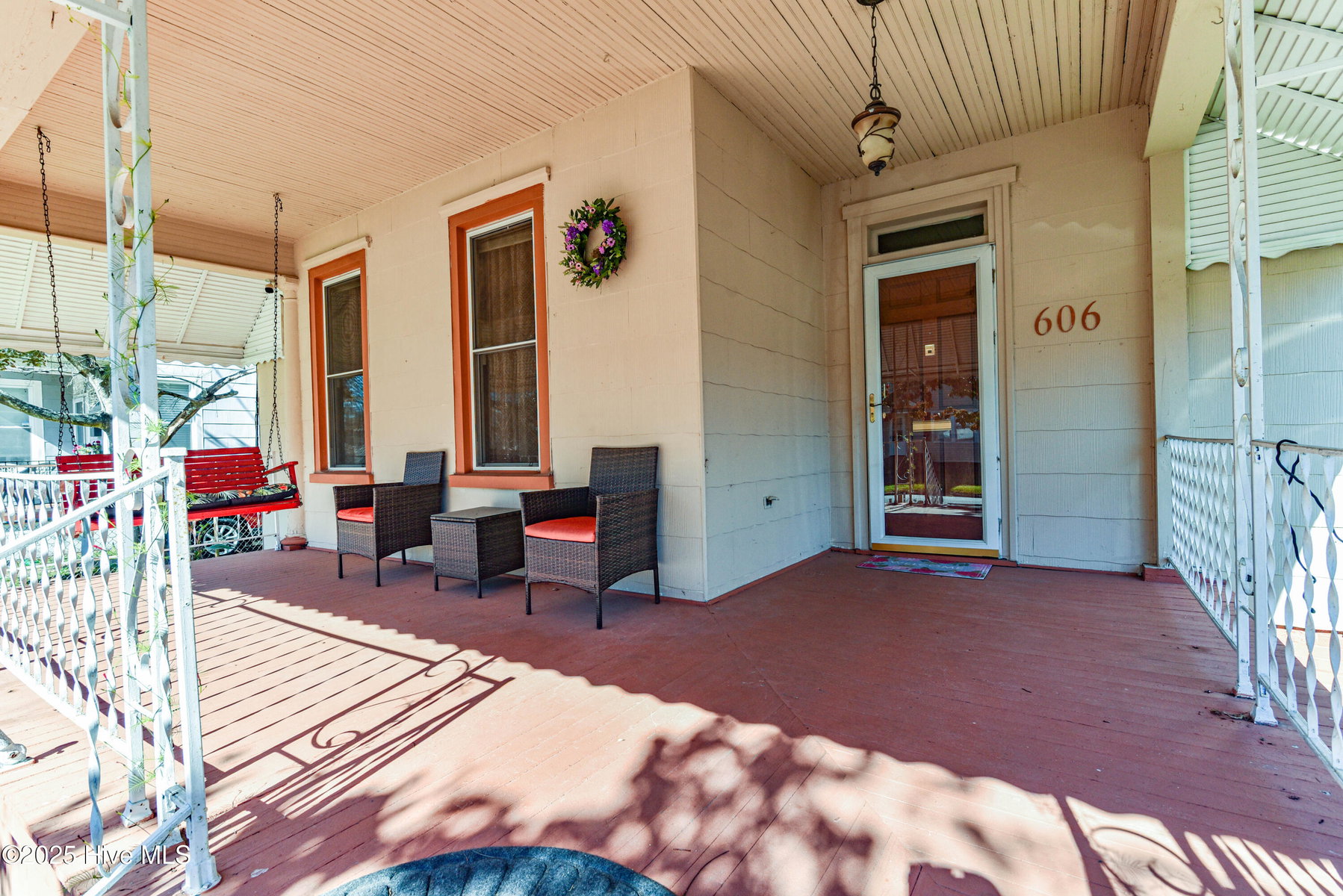 606 W Colonial Avenue, Elizabeth City, NC 27909 — photo 4
