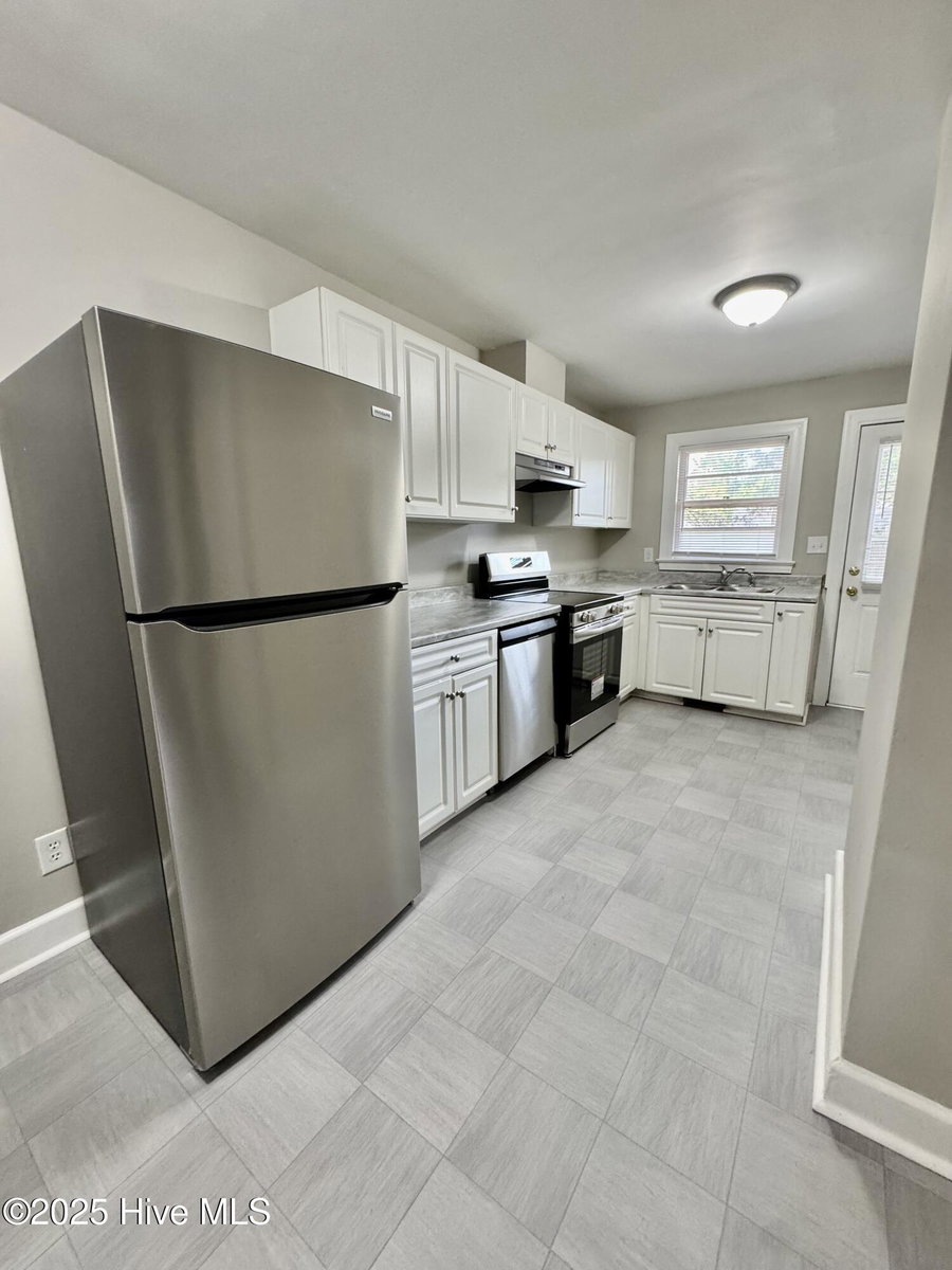 2506 E 3rd Street A, Greenville, NC 27858 — photo 3