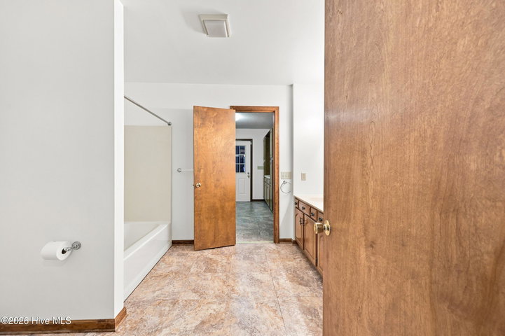 1113 Riverside Avenue, Elizabeth City, NC 27909 — photo 19