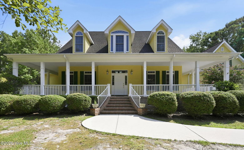 303 Creekview Drive image