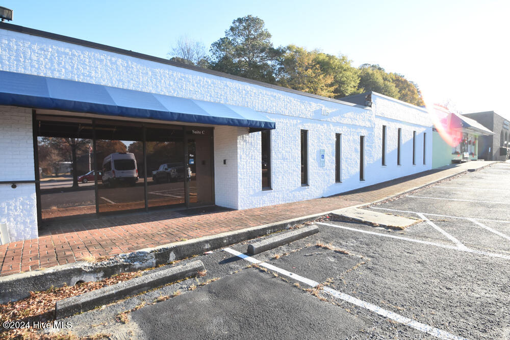 105 E Arlington Boulevard Suite C, Greenville, NC 27858 — photo 2