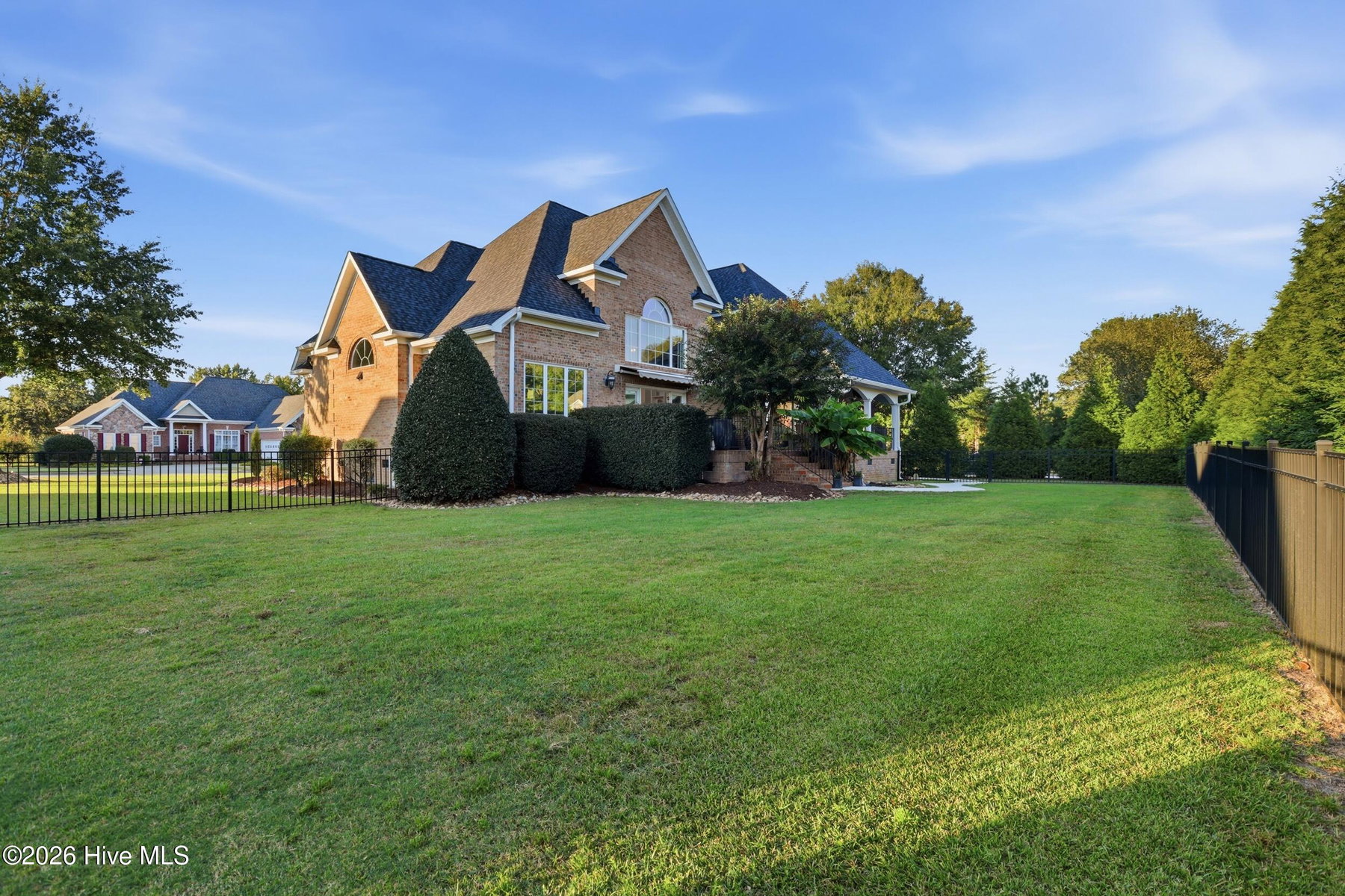 501 Golf View Drive, Greenville, NC 27834 — photo 5