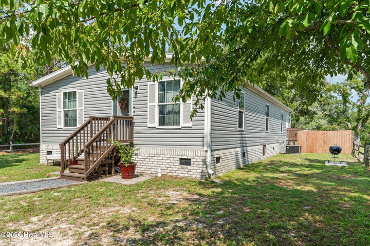 1060 Poplar Road image