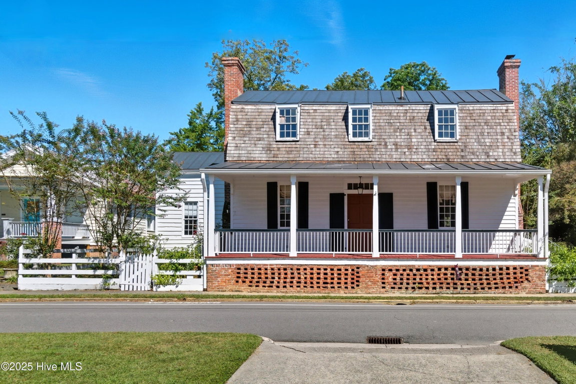 206 W Eden Street, Edenton, NC 27932