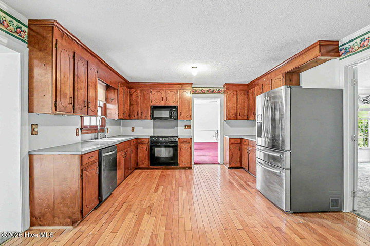1020 Holly Creek Boulevard, Williamston, NC 27892 — photo 10