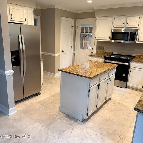125 Bishop Drive, Winterville, NC 28590 — photo 3