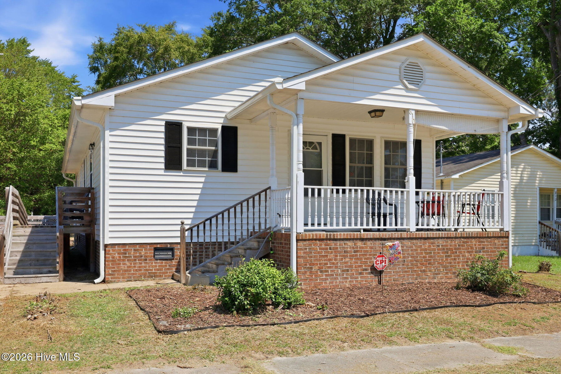 810 E Saint John Street, Tarboro, NC 27886 — photo 2