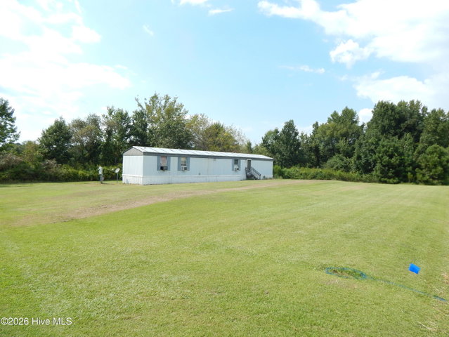 909 6 Gum Swamp Church Road, Greenville, NC 27834
