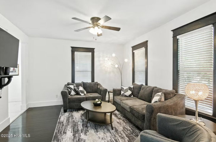 906 N Road Street, Elizabeth City, NC 27909 — photo 5