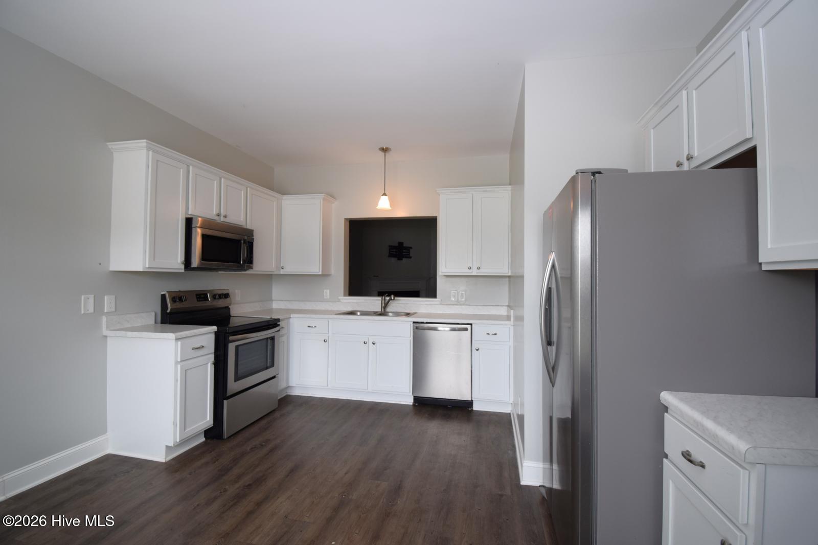 2213 Chavis Drive A, Greenville, NC 27858 — photo 2