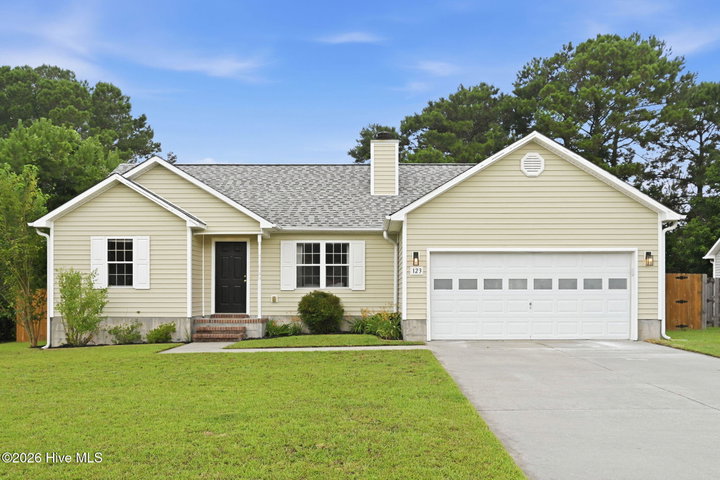 123 Lawndale Lane image